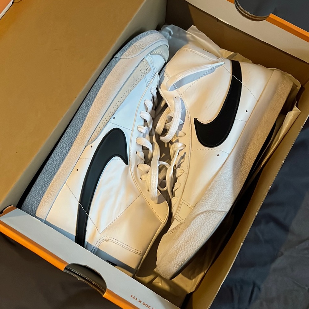 7Y Nike Blazers Mid 77